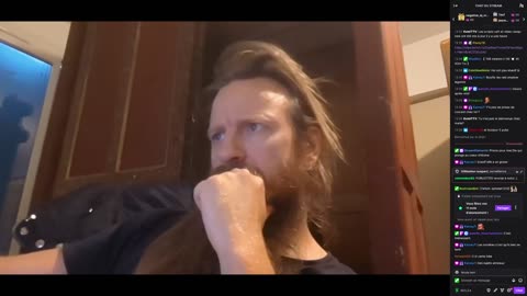 2023-06-01 (1bis.5) - "On a vidé la voiture c'est déjà pas mal" - Twitch Decheterie (avec chat)