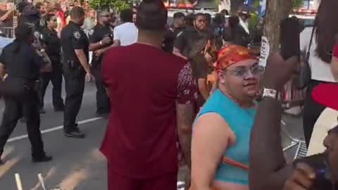 Bushwick, Brooklyn, Sunday, Puerto Rican Day parade. 👀
