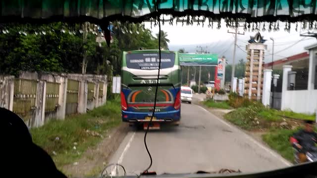 Indonesia Bus