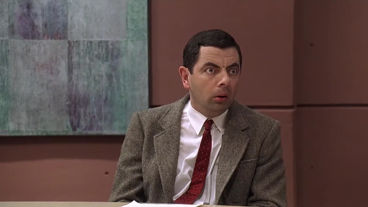 A Case Of Mistaken Identity | Mr Bean Funny Clips | Classic Mr Bean