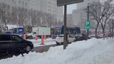 Massive mobilisation happening: Trucks and protesters begin to arrive in Quebec City by the National Assembly to protest in solidarity with those in Ottawa! BRAVO! Trudeau, you have LOST support of Canadians!