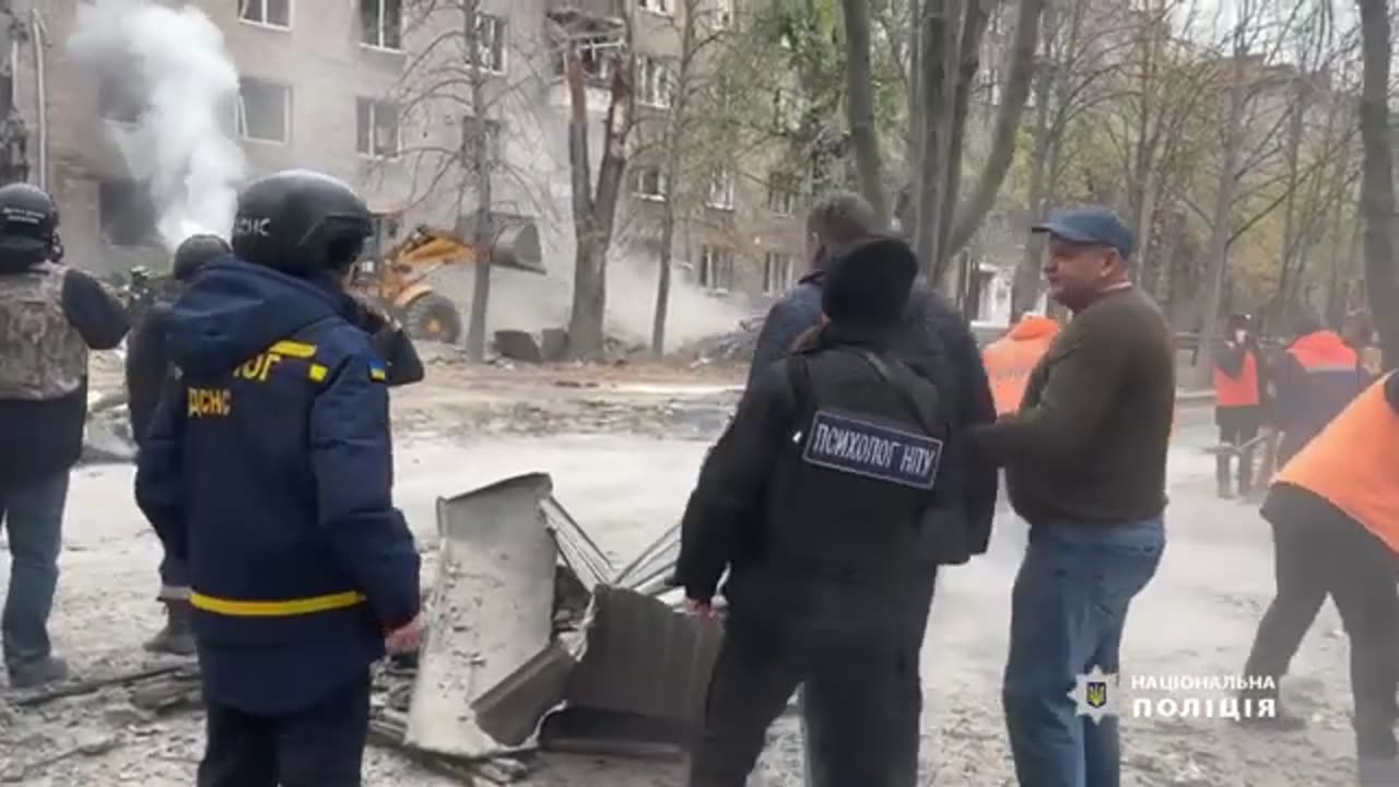 Kryvyi Rih: a rocket hit a five-story residential building in Kryvyi Rih