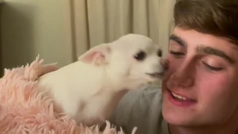 She’s upset with that her doggy siblings… and telling us about it