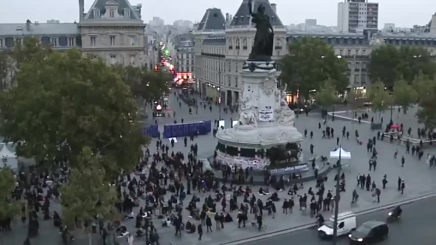 Estas oficialmente invitado al Experimento de Contacto Visual