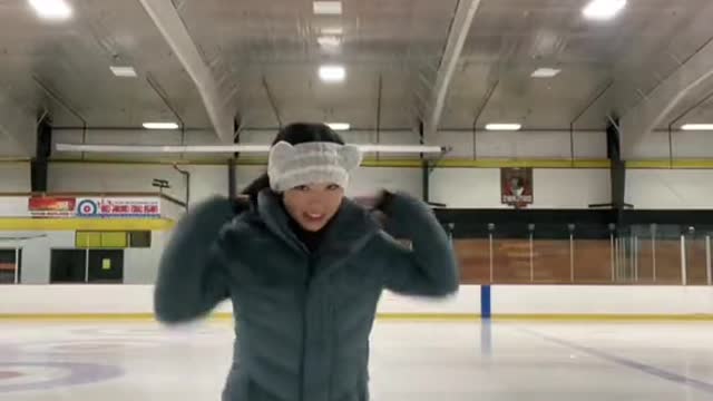 warm rinks are 🥶 #iceskatingtiktok #figureskater #skating #winter #freezing