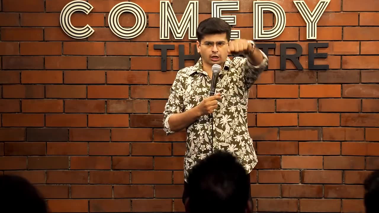 Ameeron ka accent | crowdwork | standup comedy by rajat chauhan.