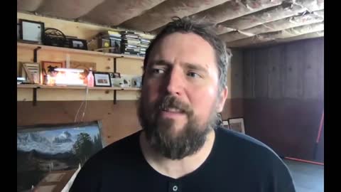 Owen Benjamin - Lint Roller Troll