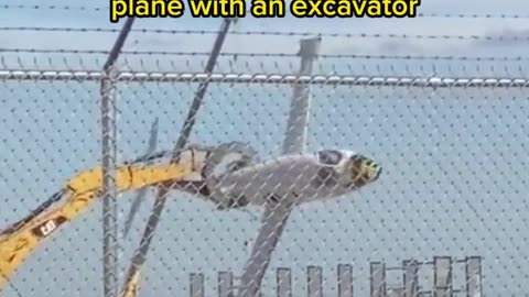 Airplane plane aircraft Avion Excavator operator fun
