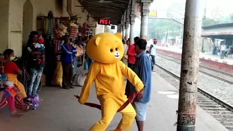 Teddy dancing with public