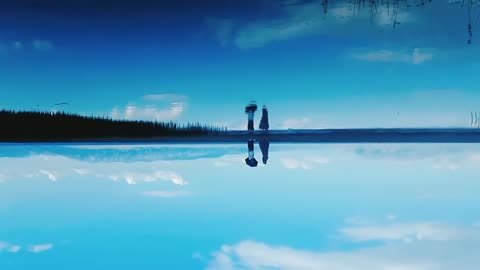 The lake is like a mirror