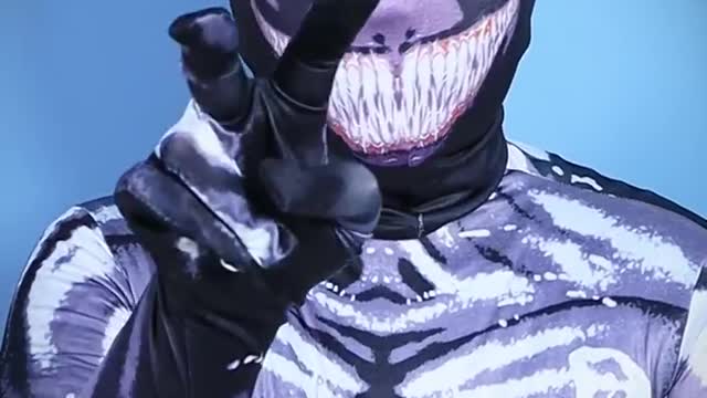 VENOM: A Good Cat Never Wastes Food!😮🤣 | Don't Waste Food #funnycat #catsoftiktok #shorts
