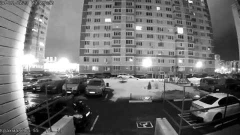 Russian Civilians Film Ukrainian Drone Strikes New Belgorad