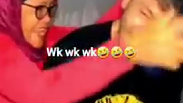 Tahan tawa 10 minutes