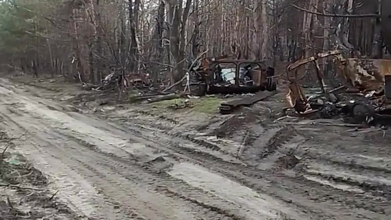 In the forest near Kremenna, Russian fighters destroyed a cluster of AFU equipment.