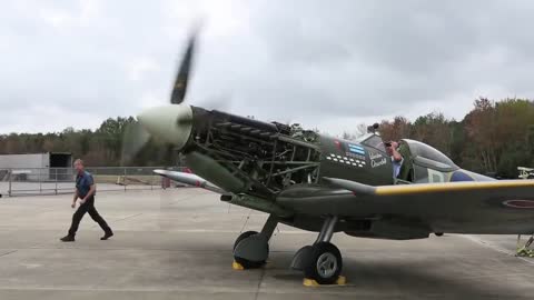 Spitfire MK XVI - First Engine Run in 17 Years!