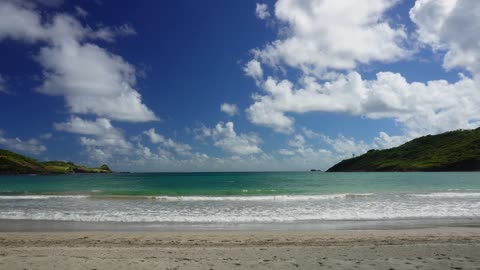 3 hrs Of The Serene Sounds Of The Atlantic Ocean Waves Washing Up On A White Sand Beach - 4K UHD