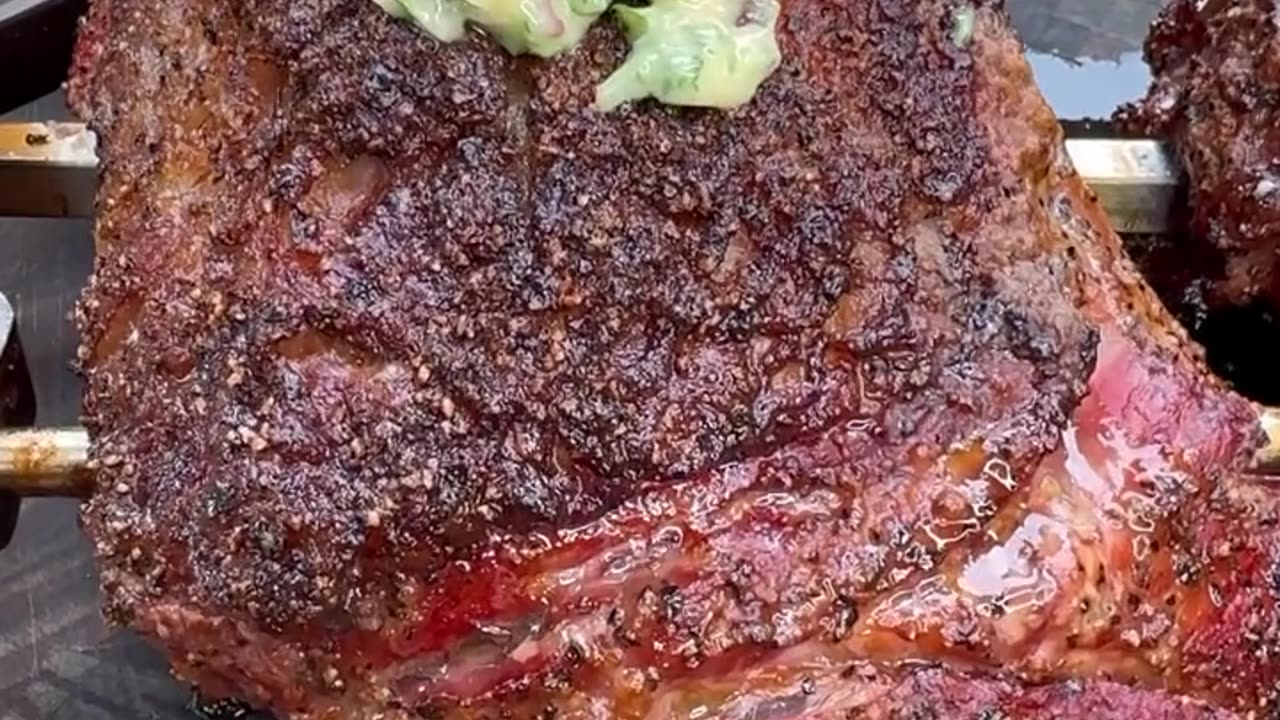 Roasted garlic butter tri tip