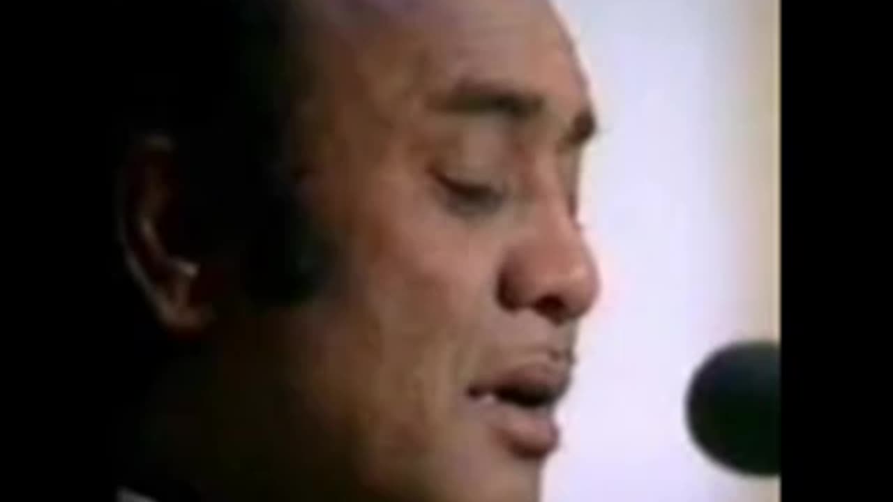 AB KE HUM BICHDE TO SHAYAD KABHI KHWABON MAIN MILE MEHDI HASSAN.