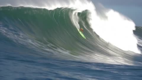 Top 5 INSANE SURFING WIPEOUTS