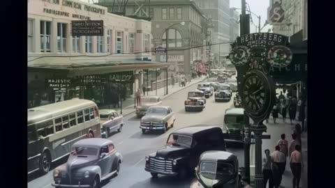 Texas 1940s in color, San Antonio [60fps,Remastered] w_sound design added