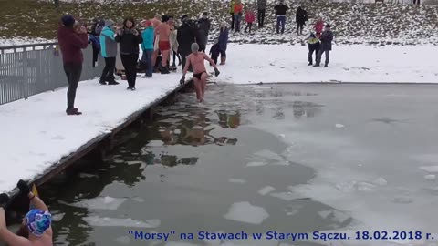 "Morsy" na stawach w Starym Sączu. Czyli ekstremalna kąpiel. 18.02.2018 Stary Sącz