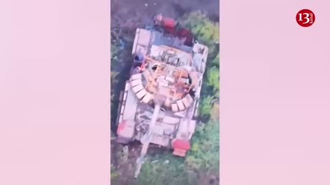 Drone image of Russian tanks and combat vehicles that attacked at night - They were blown to pieces