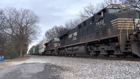 NS Train, Tennessee Valley