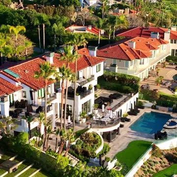 Malibu Beach Mansion Fly By