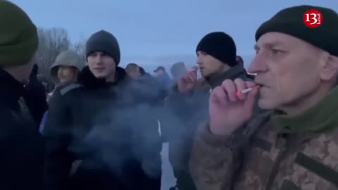 Ukraine gets over 100 of its soldiers released from captivity