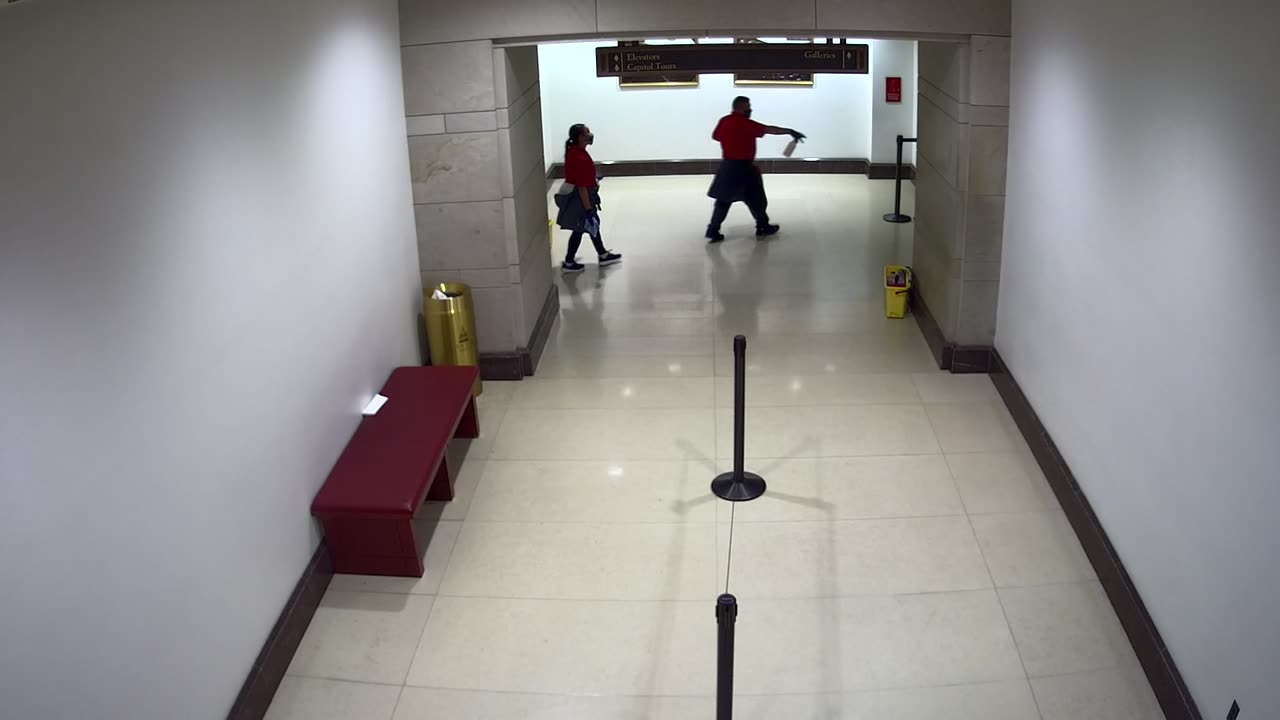 7080CVCULElevator17-18toGalleries_2021-01-05_20h40min01s777ms.mp4