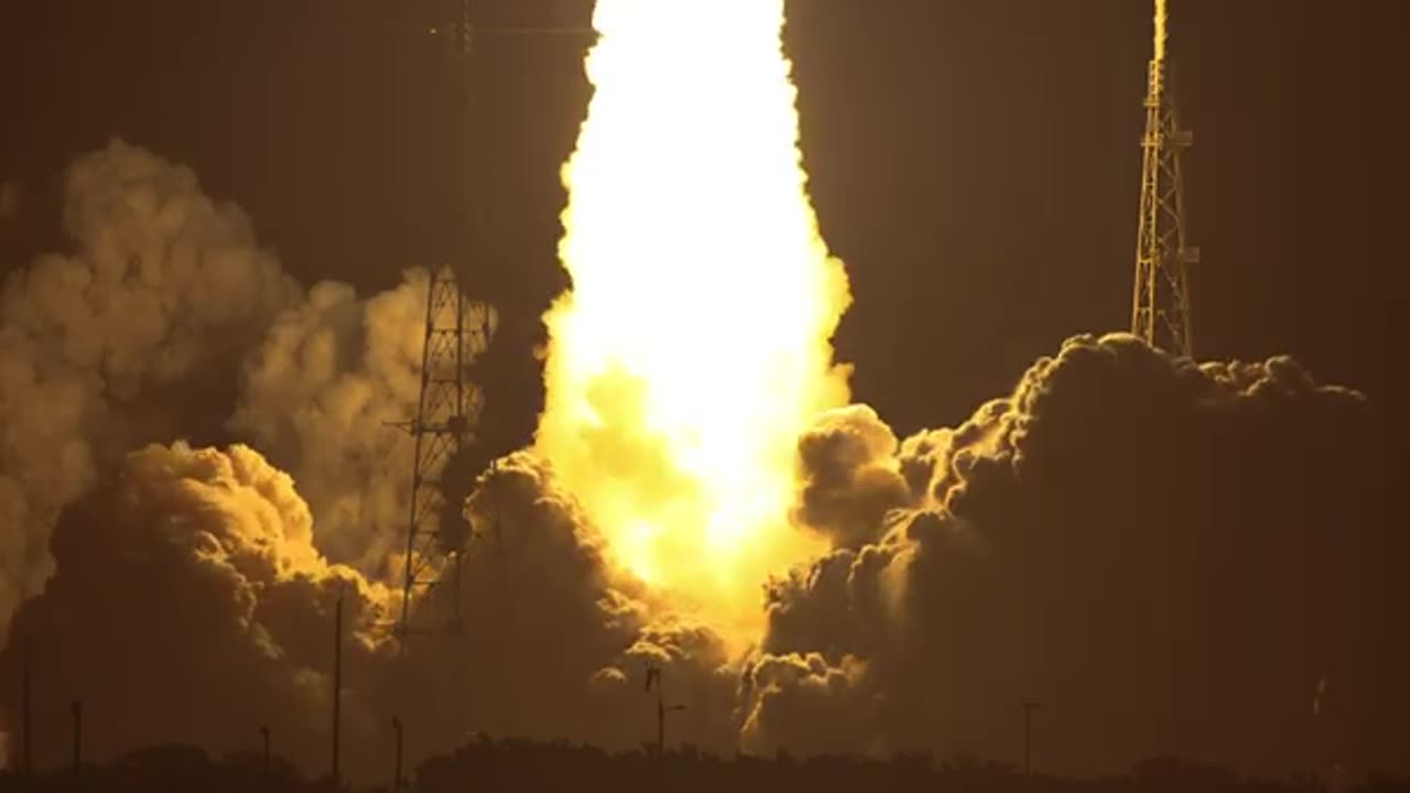 Slow motion lift off of NASA's artemis