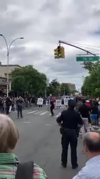 Sen. Schumer met with cheers and boos during Queens Pride Parade