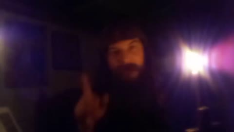 ΠΟΙΟΣ ?ΚΑΝΕΙΣ