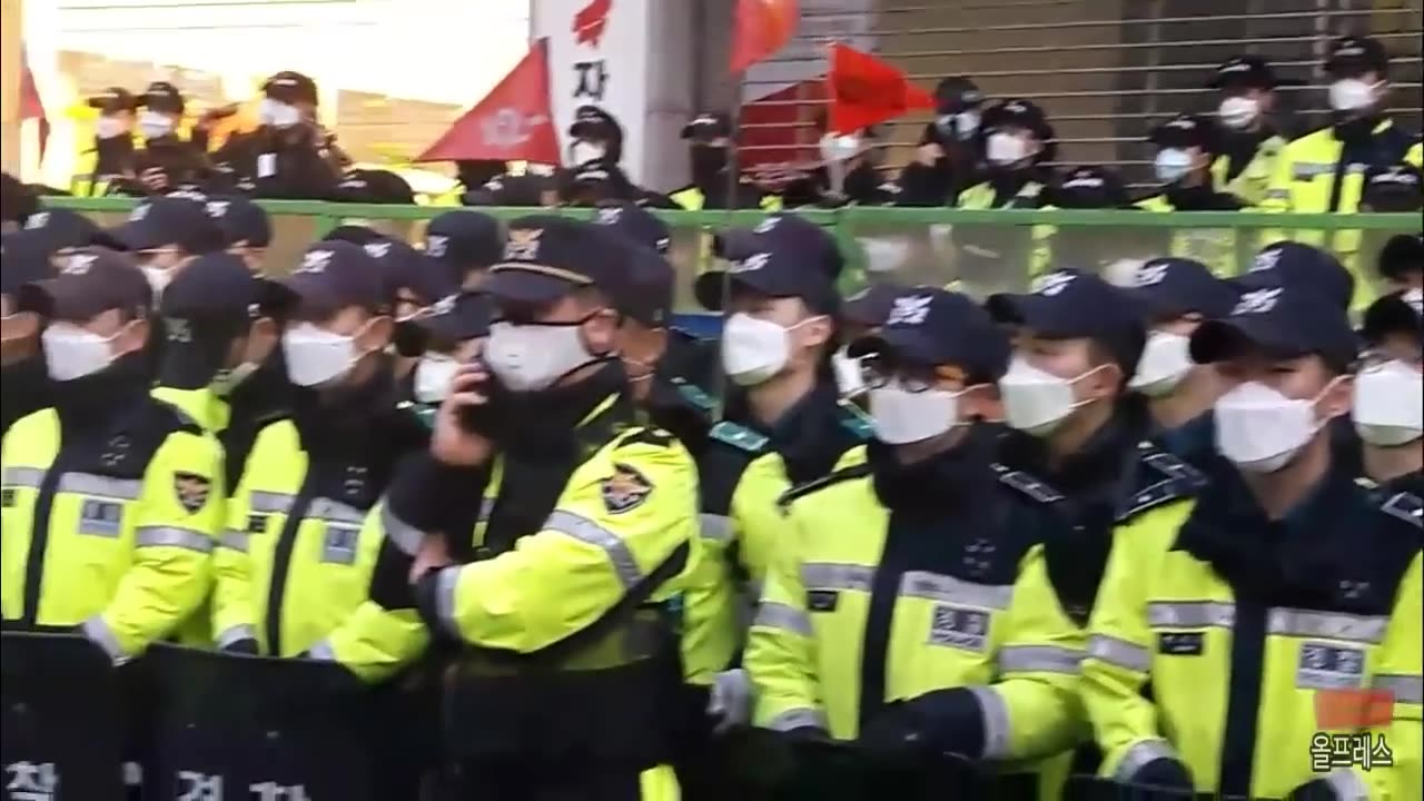 20190308_V3_S02(j0Tu_zX7zNU)귀족노조는 왜_ 5.18에 그렇게 관심을 갖는가_