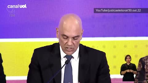 Alexandre de Moraes conversou com Lula e Bolsonaro após resultado das eleições