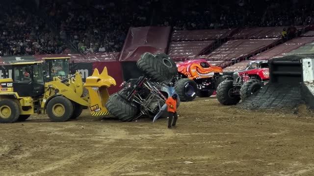 Monster Jam - Houston 2022 Skills (October) AMAZING MONSTER