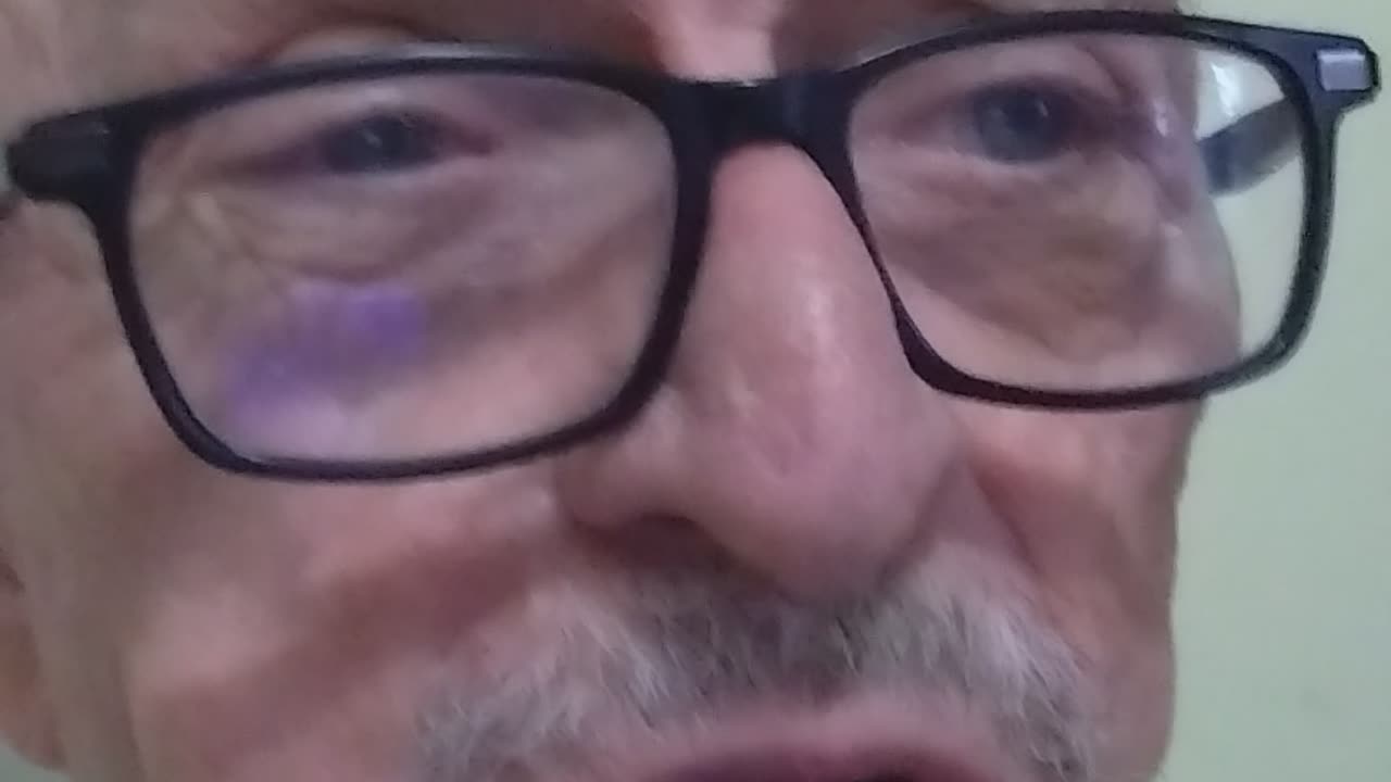 A TODOS, AS QUE ESTAN MUERTOS ENTERRANDO A SUS MUERTOS.