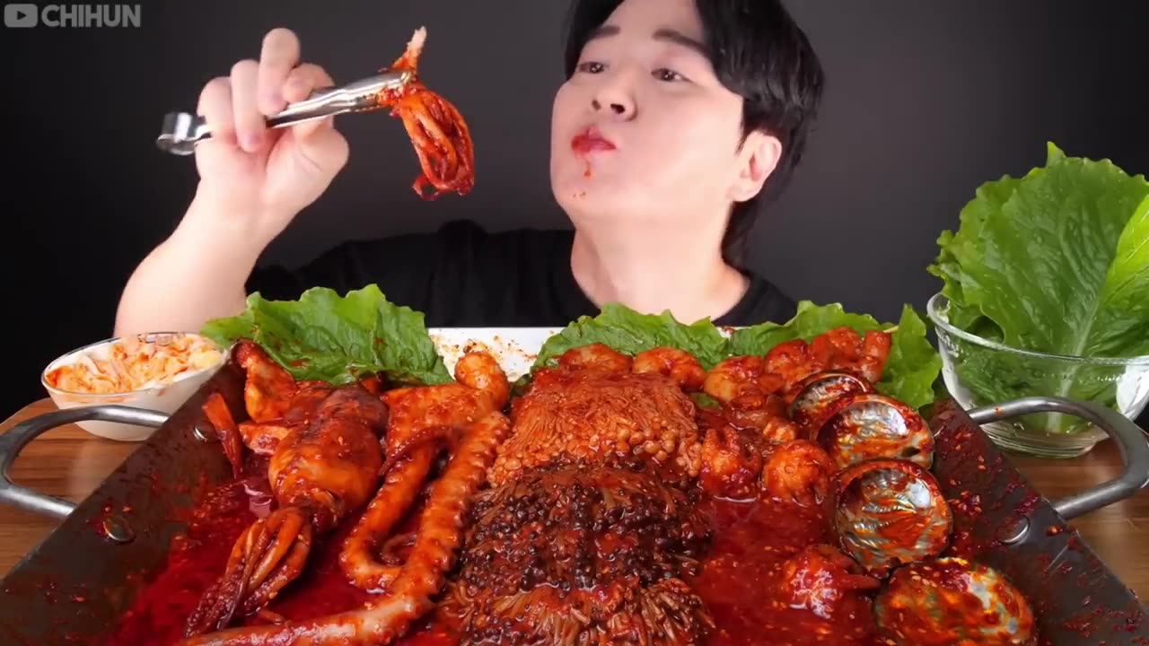 ASMR SEAFOOD BOIL MUKBANG 🦐🦞🦀 _ asmr eating compilation _ seafood boil reaction video #asmr #mukbang