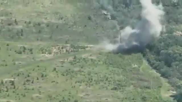 Russian Tank at Ahed of convoy Hit By Mine