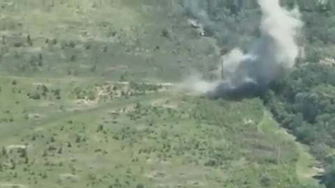 Russian Tank at Ahed of convoy Hit By Mine