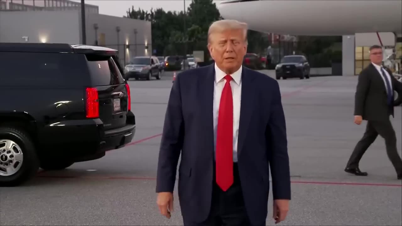 Trump addresses media after being bonding out of jail