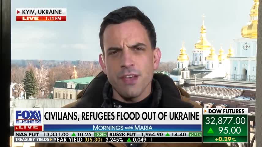 Fox News' Trey Yingst speaks to Ukrainians fleeing Kyiv