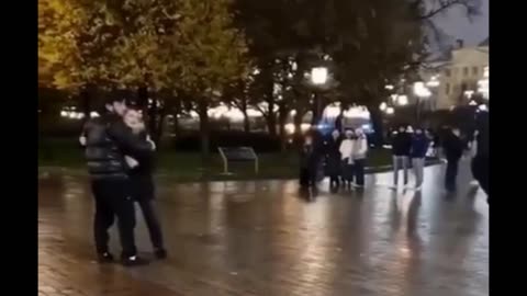 In Moscow, a drunken migrant attacked police officers