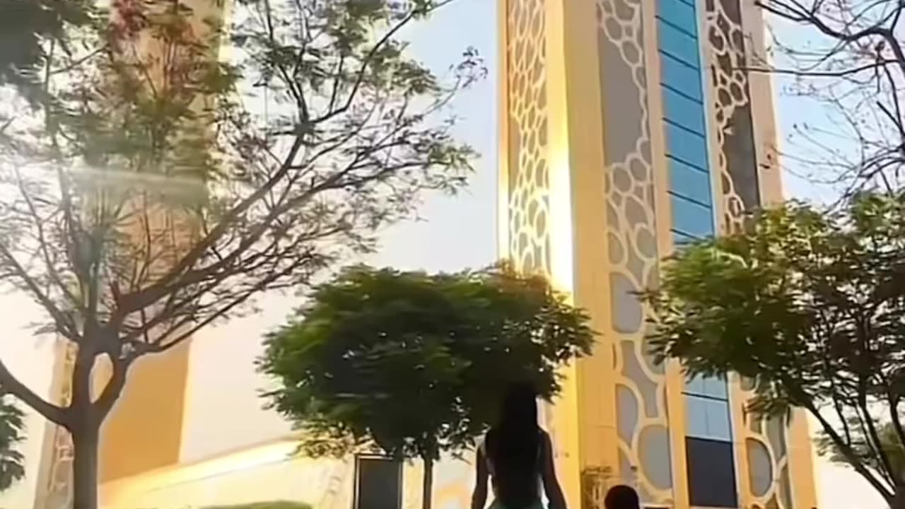 Dubai Tour _ #viral #youtubeshorts #daudtvofficial￼ #short