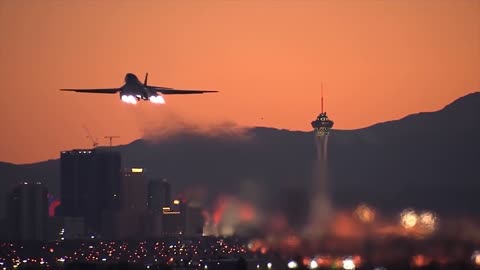 Stunning Video of B-1 Lancer in Action • Takeoff & Landing [Training Footage]3