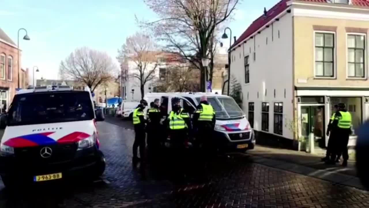 DANIEL GERRITSEN GEARRESTEERD BIJ DE KERSTMARKT VLAARDINGEN