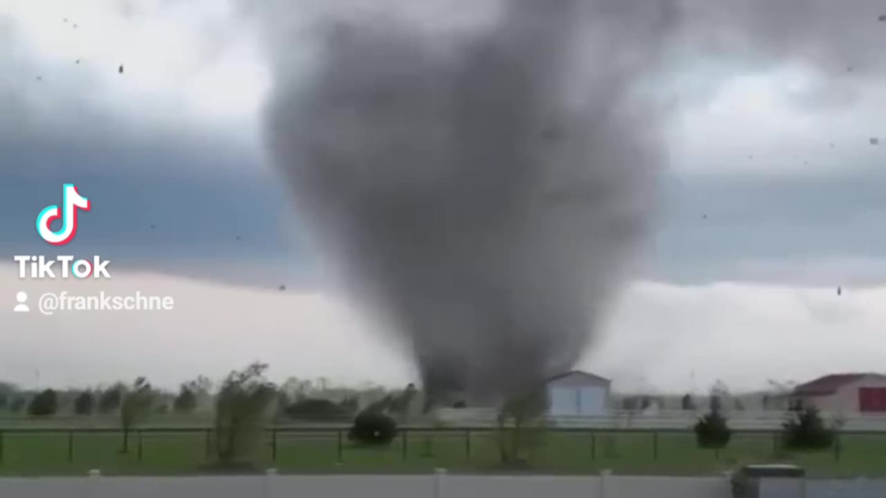 Tornado Movie