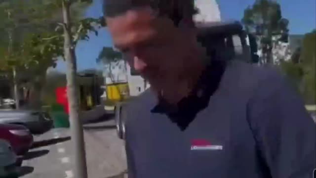 Channel 7 News (MSM) gets called out by truck driver for not wearing a mask.