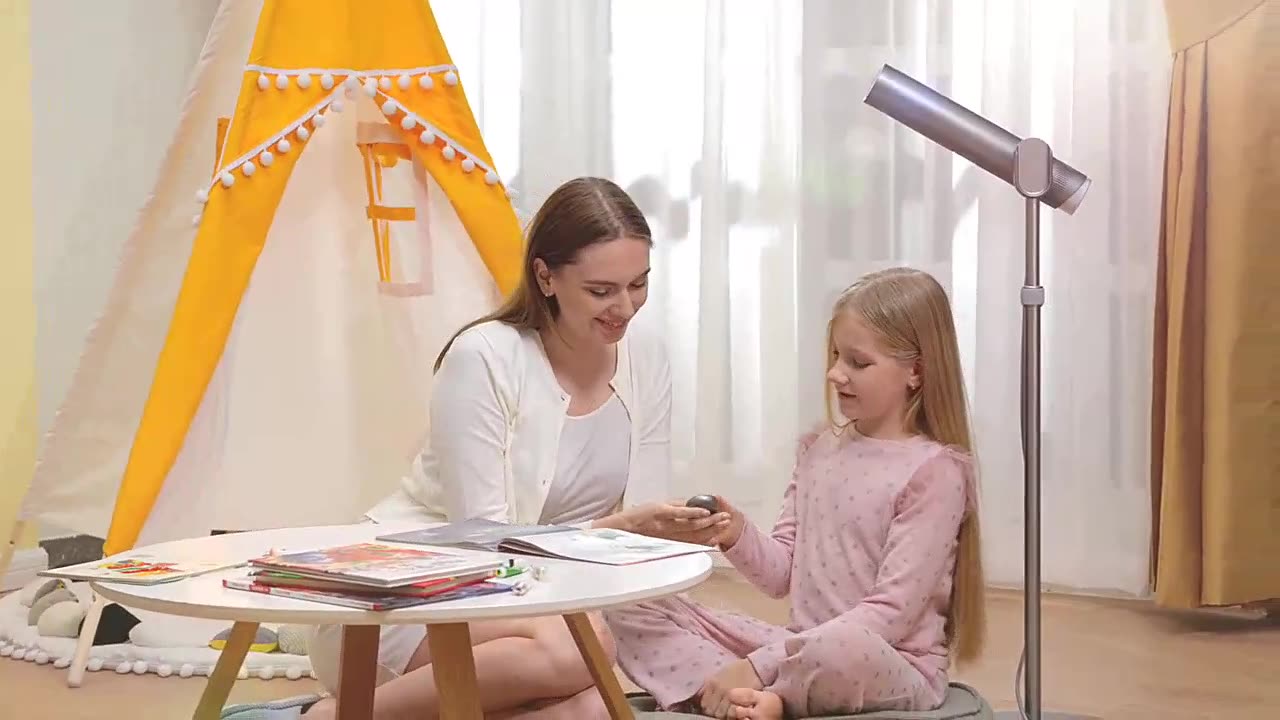 PINSSLE A4D - A New Generation of Standing Hair Dryer