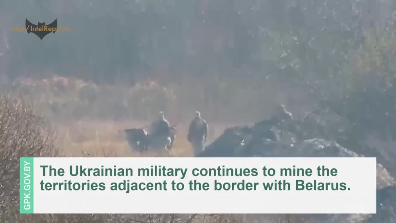 Ukrainian forces planting MINES on the territory with Belarus